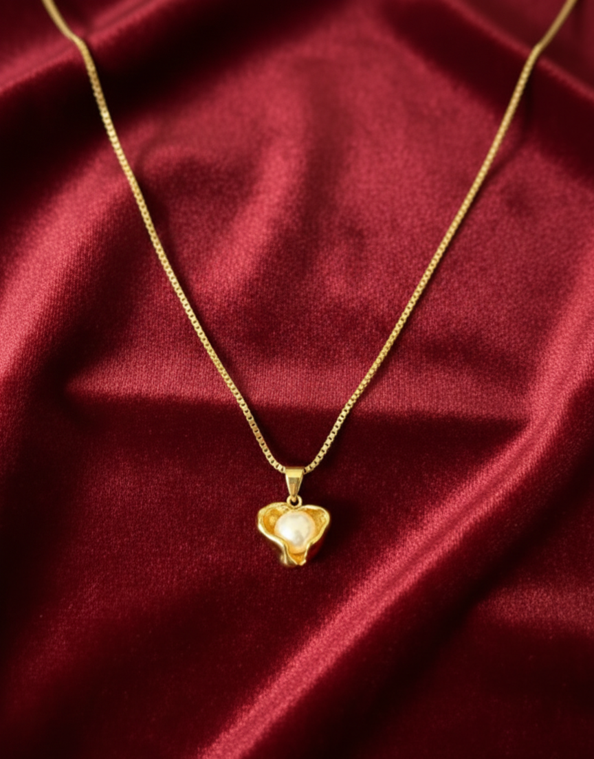 Pearl Bloom Necklace