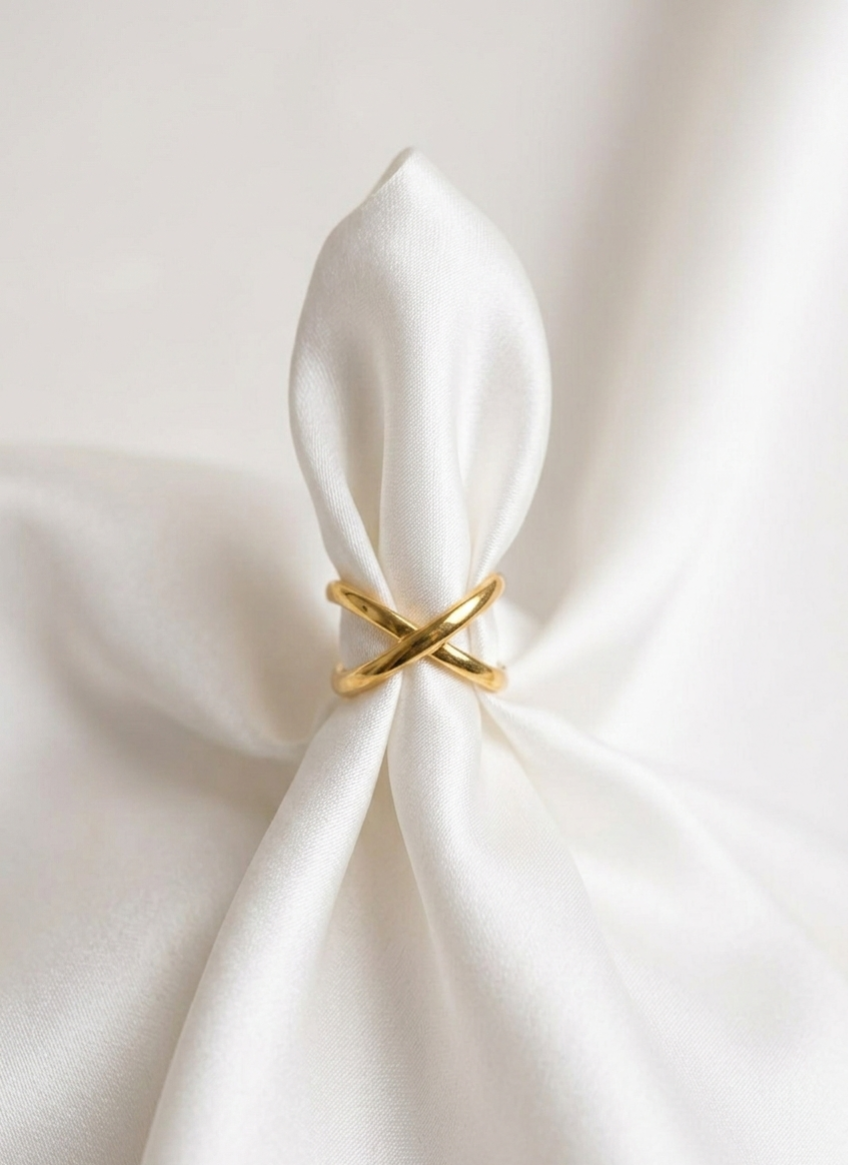 Elegant Criss-Cross Ring