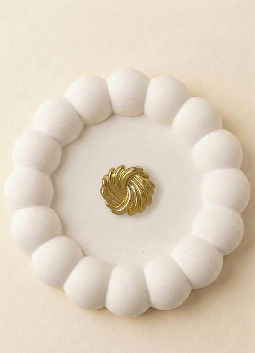 Golden Swirl Ring