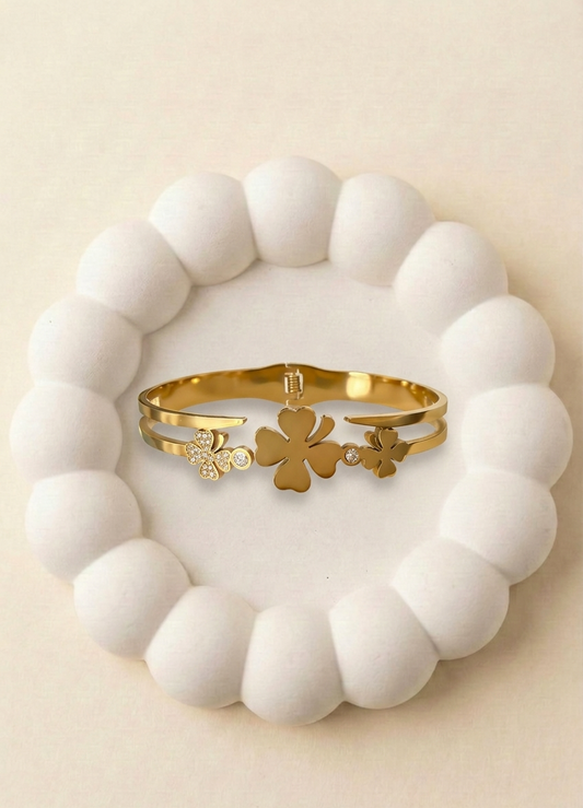 Golden Four Leaf Clover Bracelet