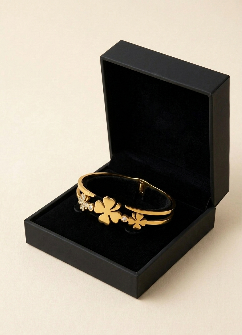Golden Four Leaf Clover Bracelet