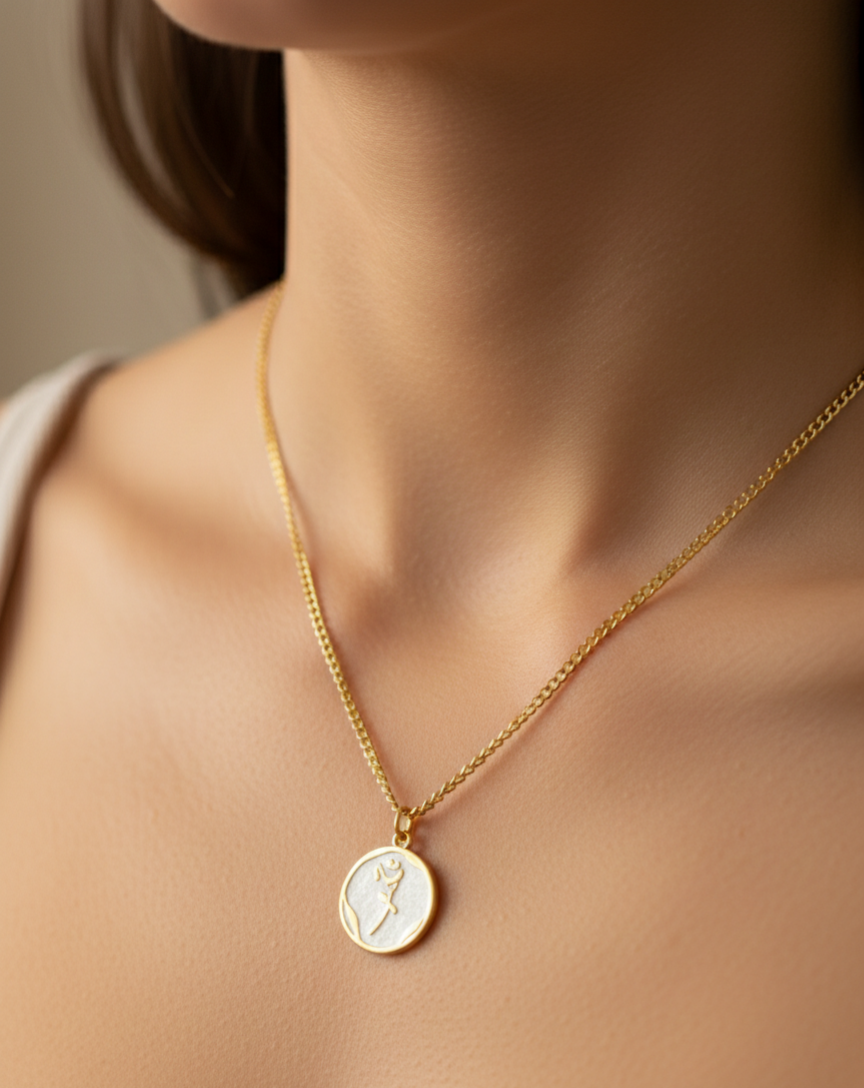 Blooming Half Rose Necklace