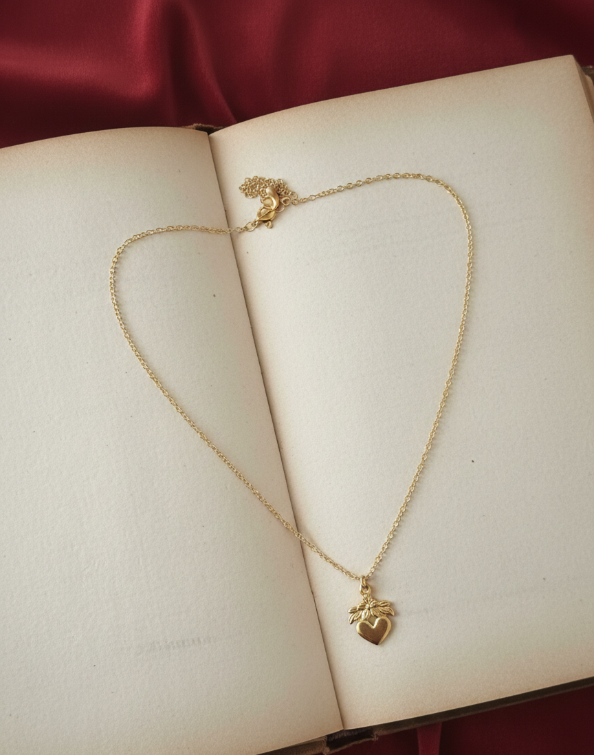 Tiny Heart Glow Necklace