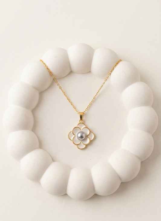 Luminous Pearl Necklace