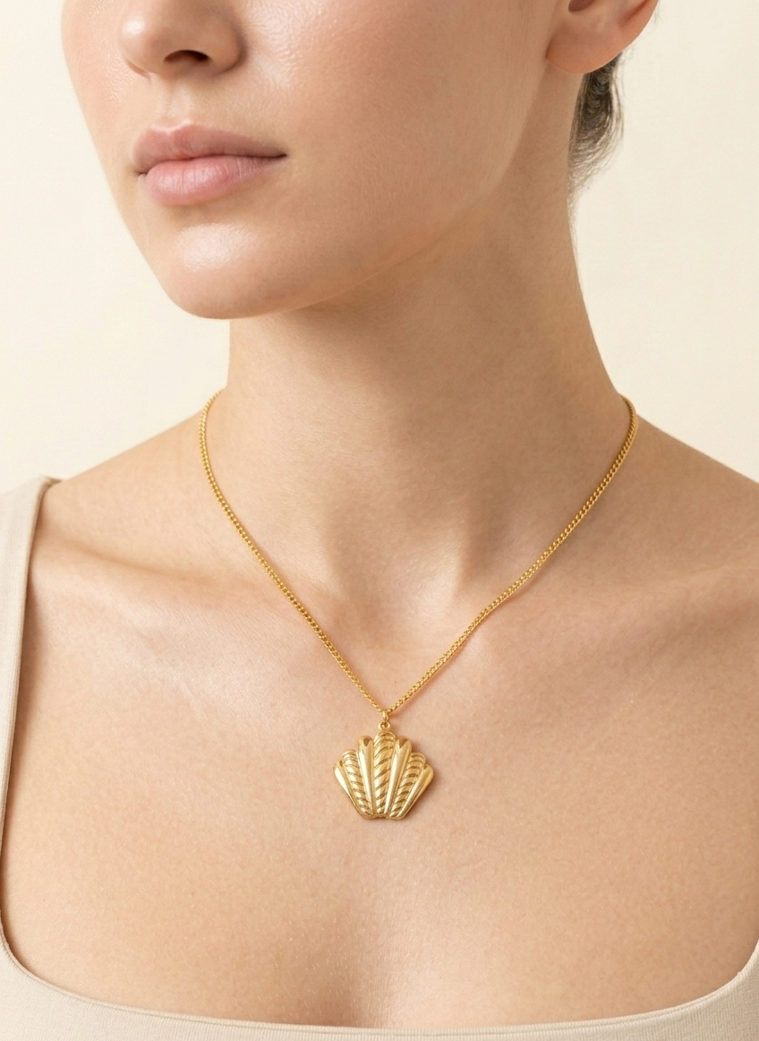 Sea Breeze Shell Necklace