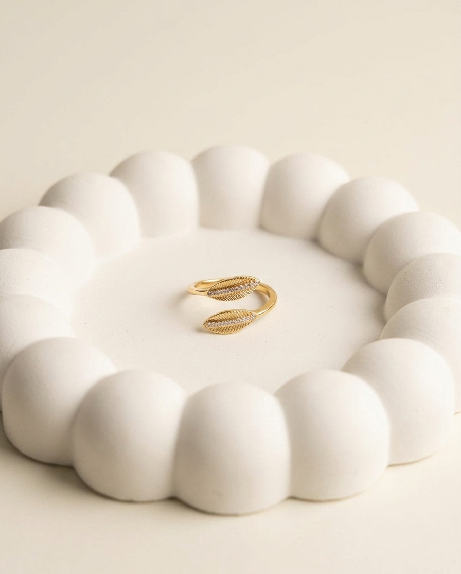 Elegant Adjustable Leaf Ring