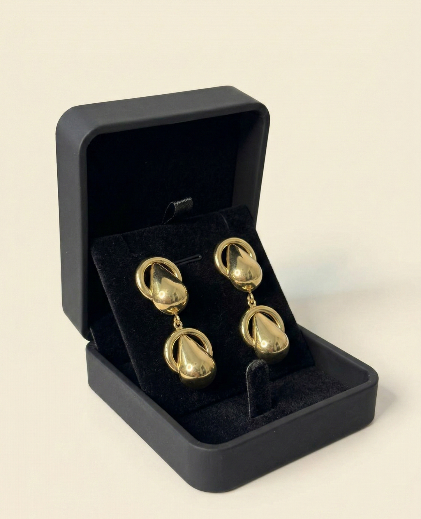 Royal Drop Earrings