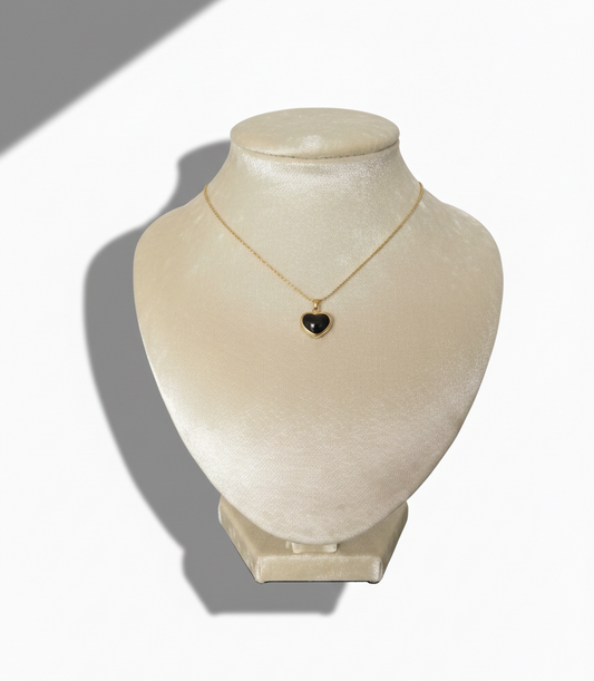 Black Heart Pendant Necklace